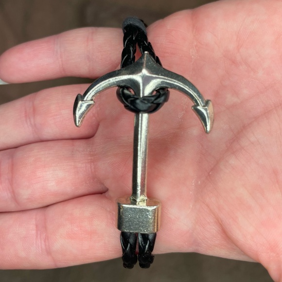 Black Faux Leather Silver Anchor Bracelet for men - Picture 2 of 2